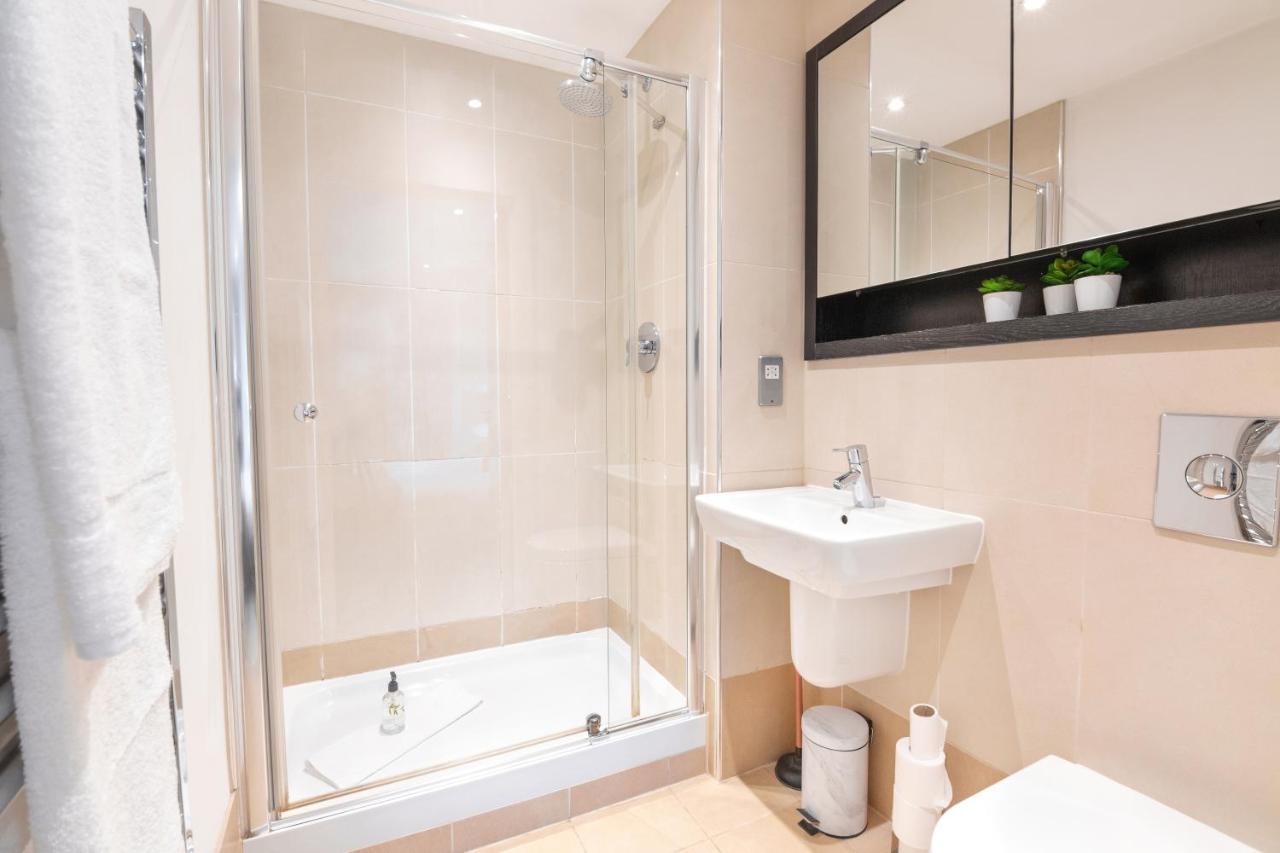 Cartier House At The Leeds Dock Appartement Buitenkant foto