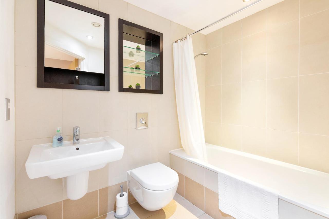 Cartier House At The Leeds Dock Appartement Buitenkant foto