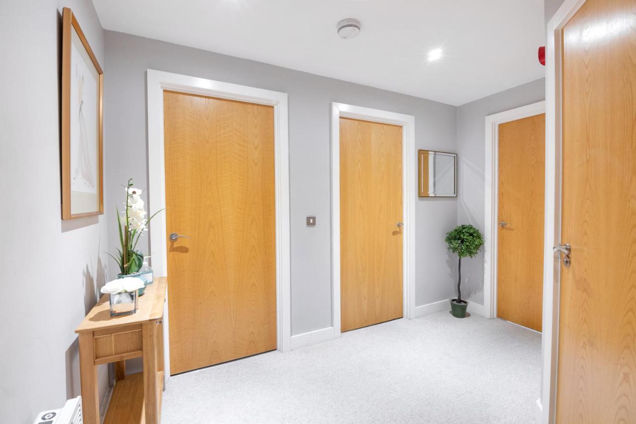 Cartier House At The Leeds Dock Appartement Buitenkant foto
